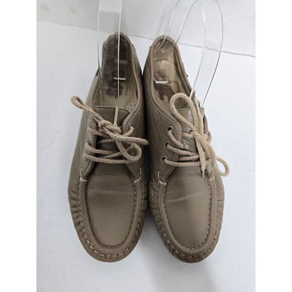 Vintage 70s SAS Tan Neutral Lace Up Preppy Shoe - Picture 2 of 10